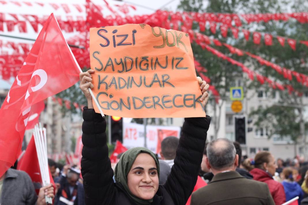 Fotoğraflarla Kılıçdaroğlu'nun Bursa mitingi: 'Sizi yok saydığınız kadınlar gönderecek' 10